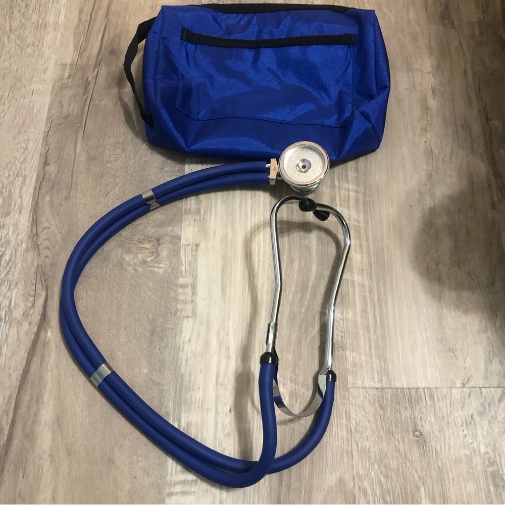 Royal Blue Stethoscope w/Storage Case - New!
